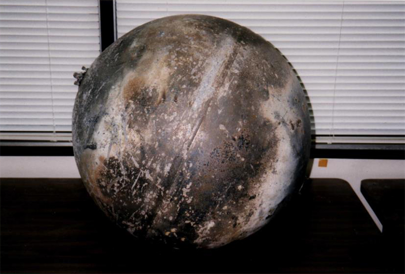 Titanium fuel tank burn during re-entry (NASA) photos